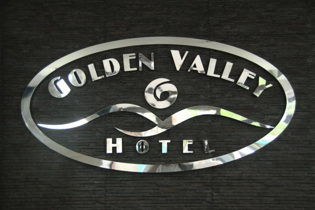 Golden Valley Hotel Cebu Kültér fotó